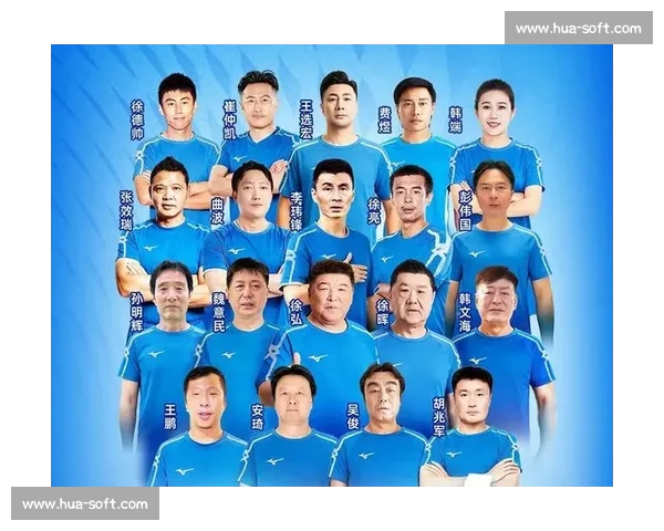 绿茵忆当年!大连名宿 32 香港明星队,齐秦梭鱼湾唱醉冬夜 绿茵忆当年!大连名宿 32 香港明星队,齐秦梭鱼湾唱醉冬夜